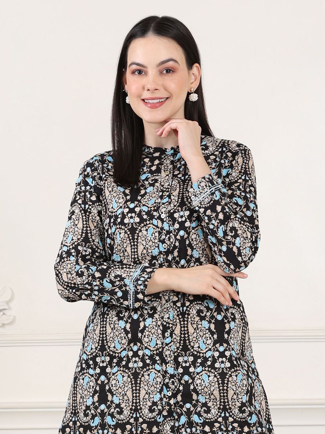 W Mandarin Collar Embroidered Tunic