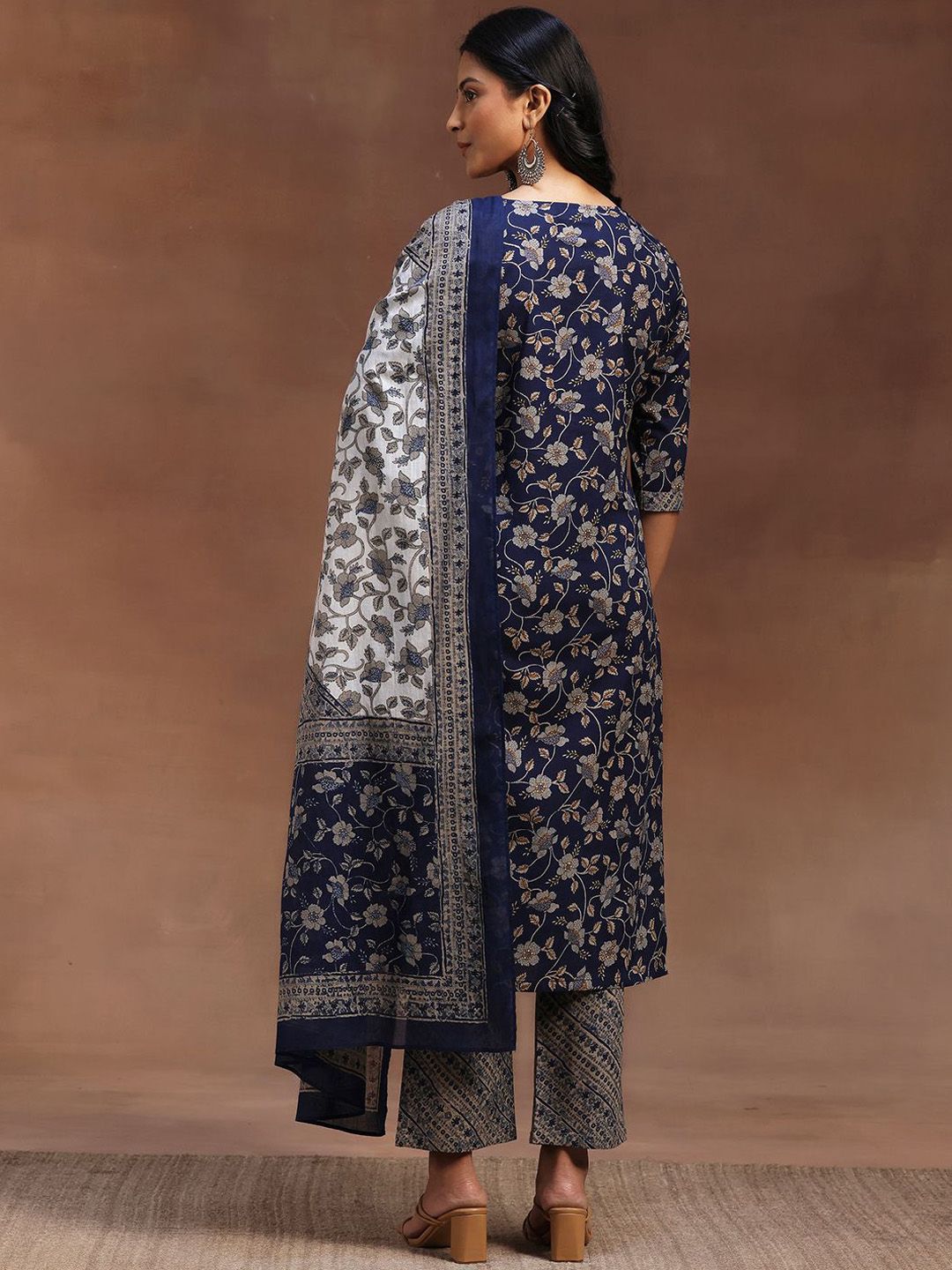 Libas Floral Printed Pure Cotton Kurta with Trousers & Dupatta