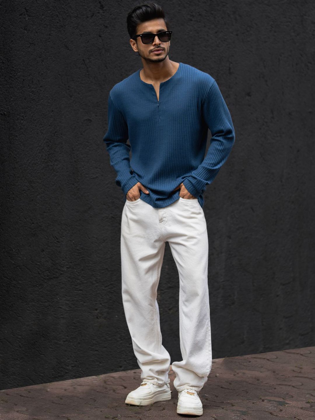 Powerlook Men Solid Round Neck Cotton T-shirt