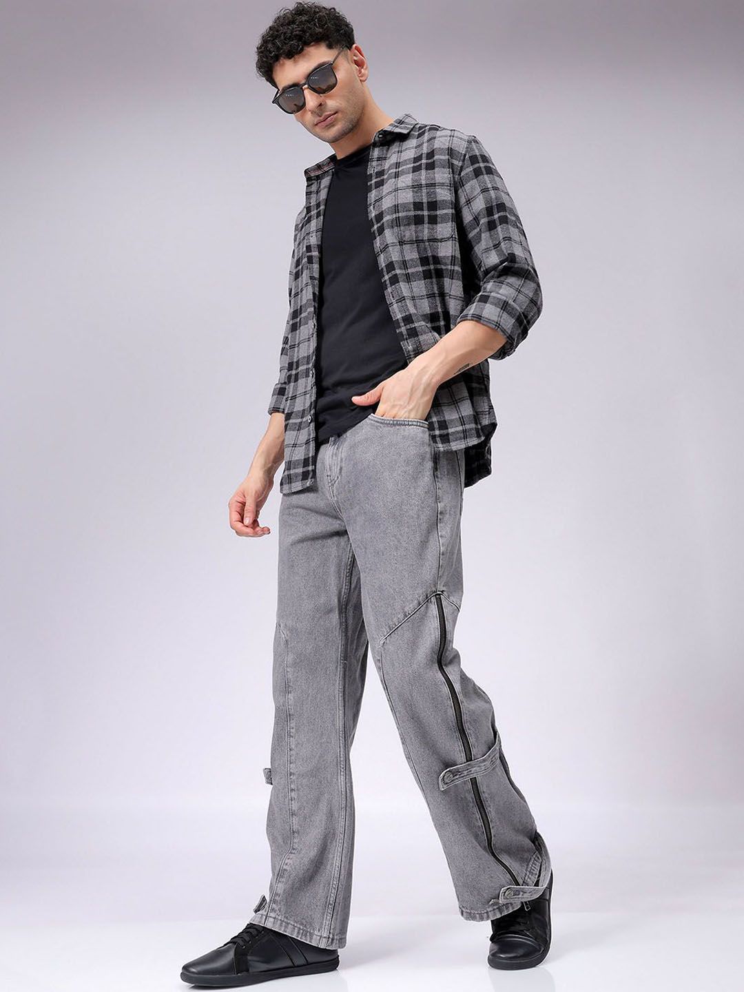 The Indian Garage Co Men Bootcut Loose Fit Convertible Jeans