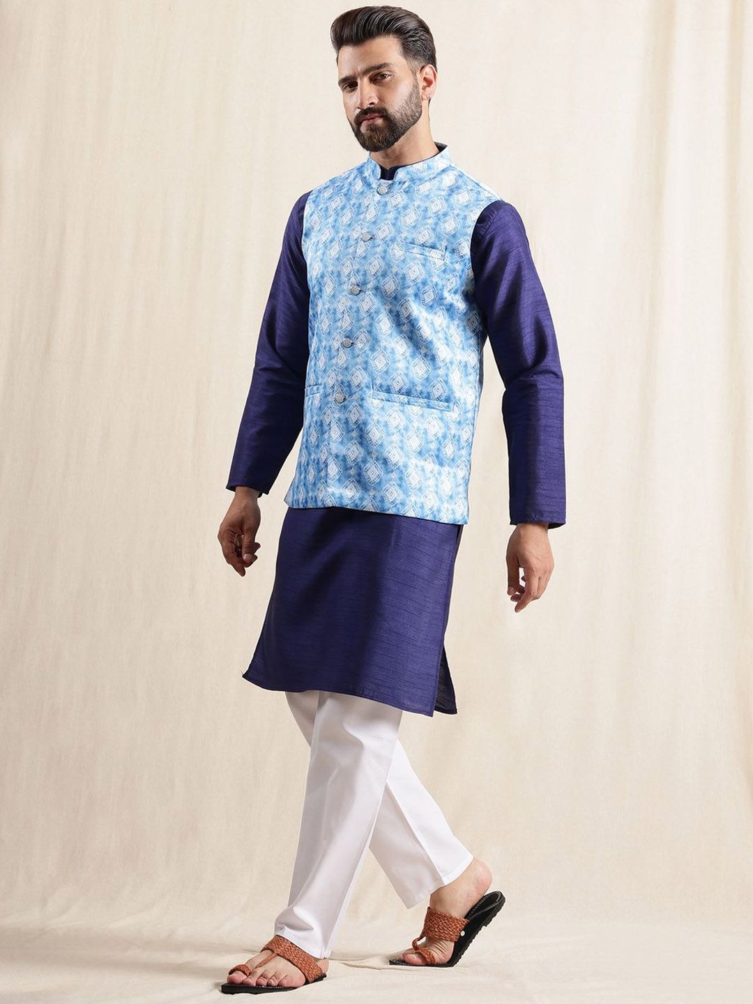 Anouk Men Solid Kurta dengan Piyama & Jaket Nehru