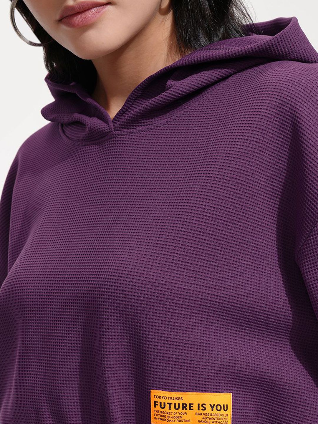 ESPYR By Tokyo Talkies Hooded Self Design Sweatshirt With Shorts