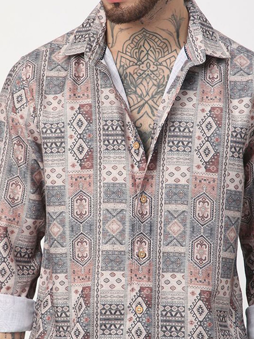 VASTRADO Men Classic Fit Spread Collar Abstract Printed Cotton Casual Shirt
