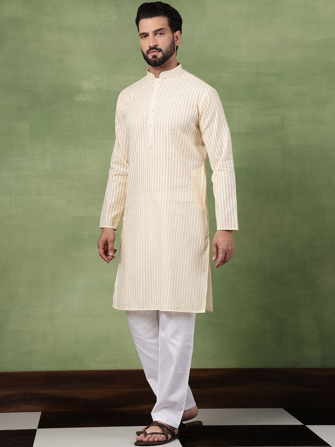SOJANYA Men Striped Kurta