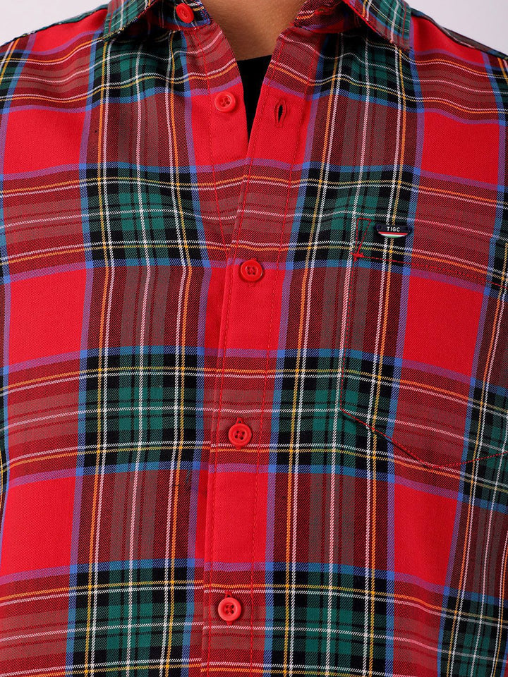 The Indian Garage Co Men Cutaway Collar Checked Cotton Slim Fit Casual Shirt