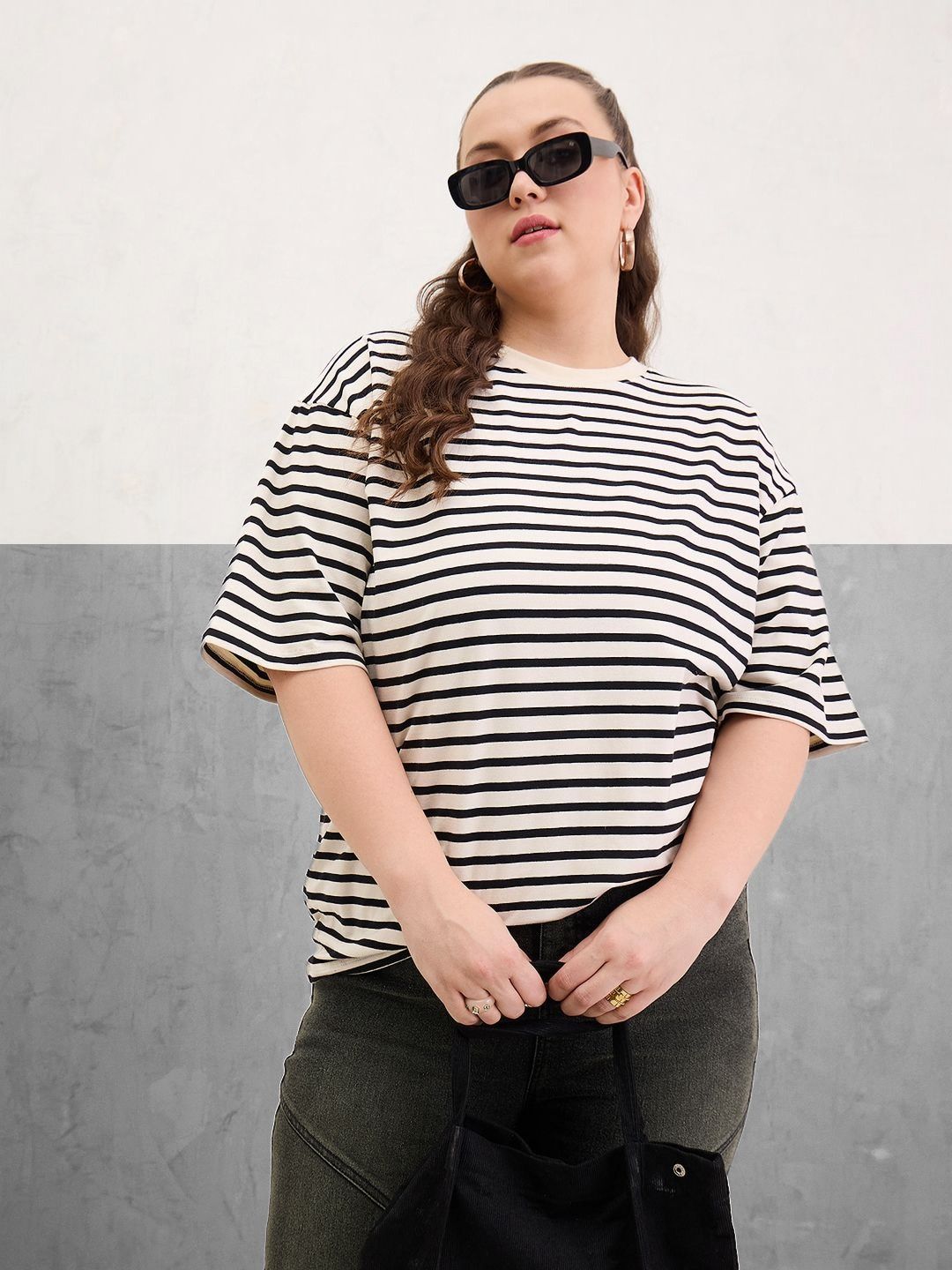 SASSAFRAS Curve Women Striped T-shirt