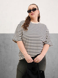 SASSAFRAS Curve Women Striped T-shirt