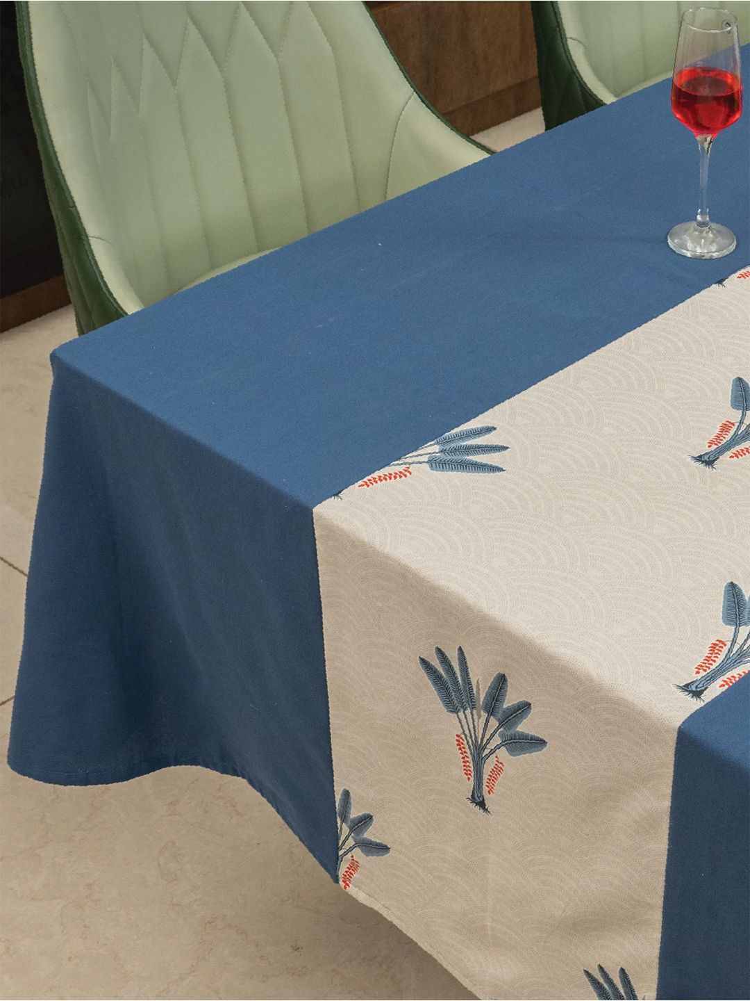 URBAN SPACE Blue & White Floral Anti-Slip Cotton 6-Seater Table Cover
