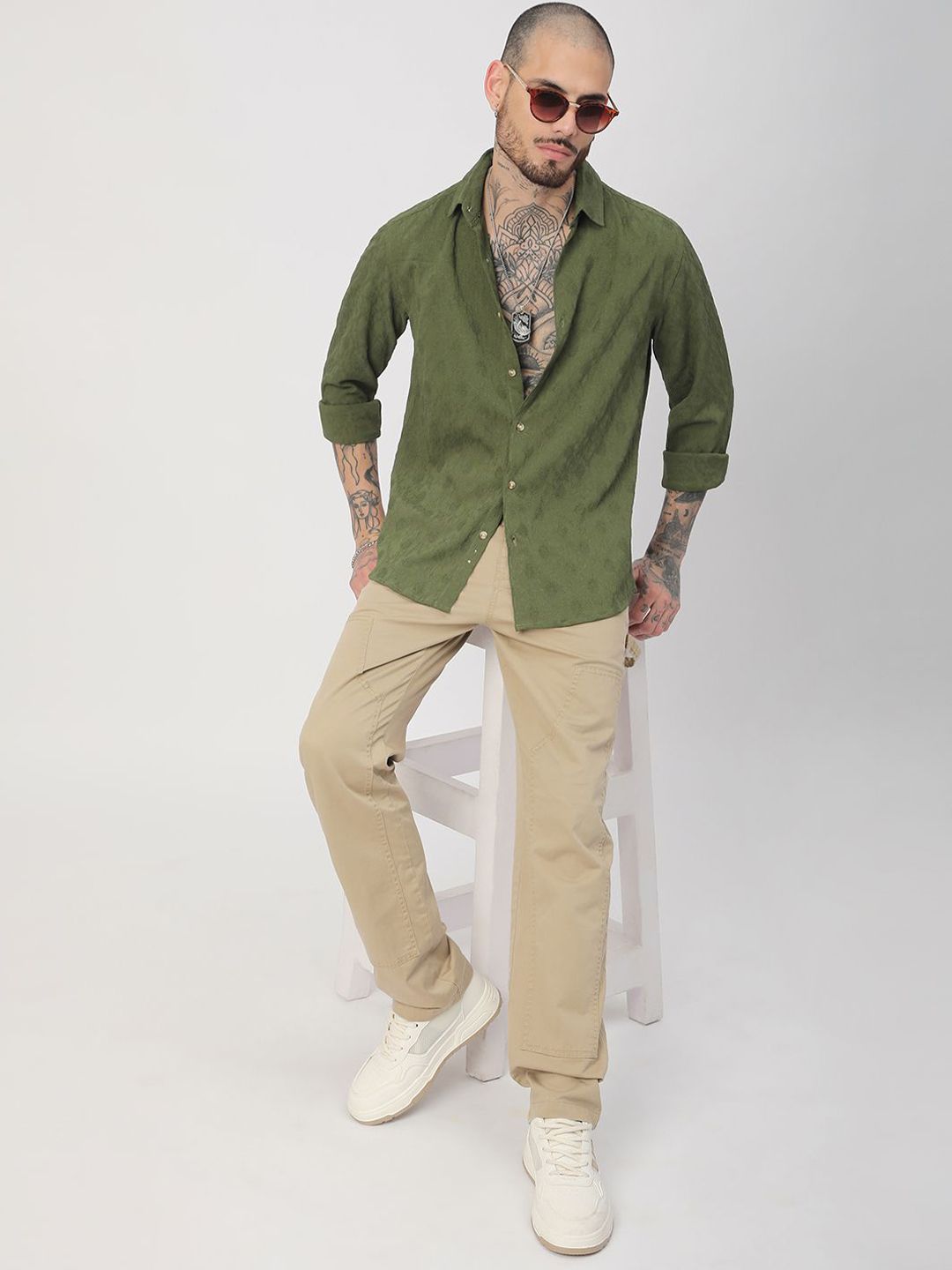 VASTRADO Men Classic Slim Fit Opaque Casual Shirt