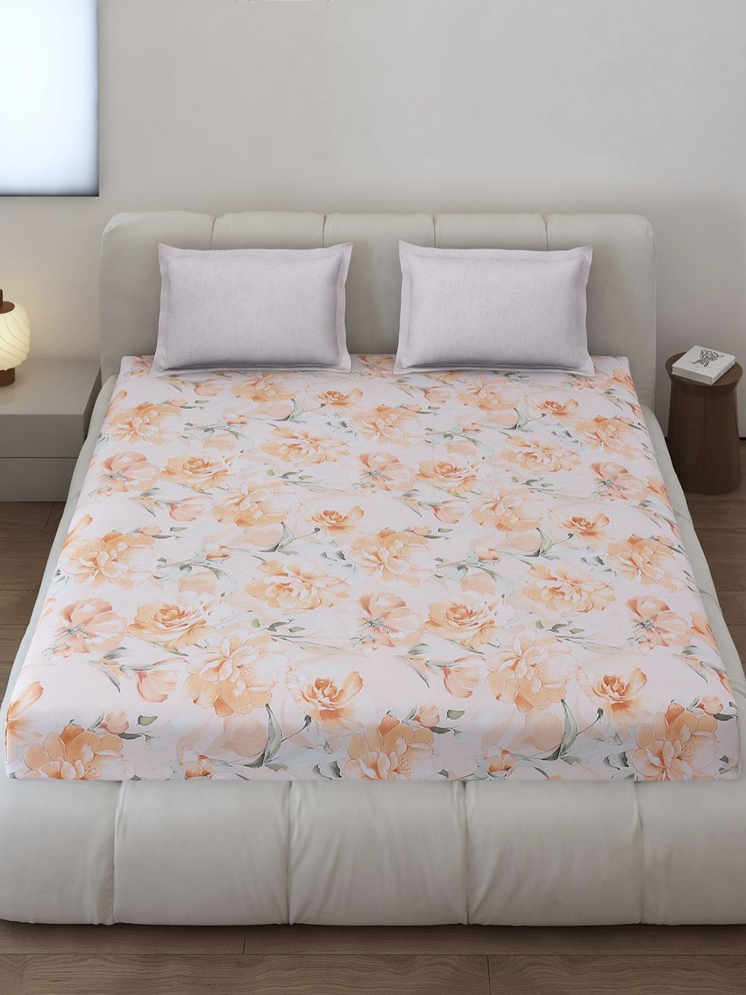 Monte Carlo Edmond White & Orange Floral Printed 144 TC King Bedsheet Set 2.70 m x 2.70 m