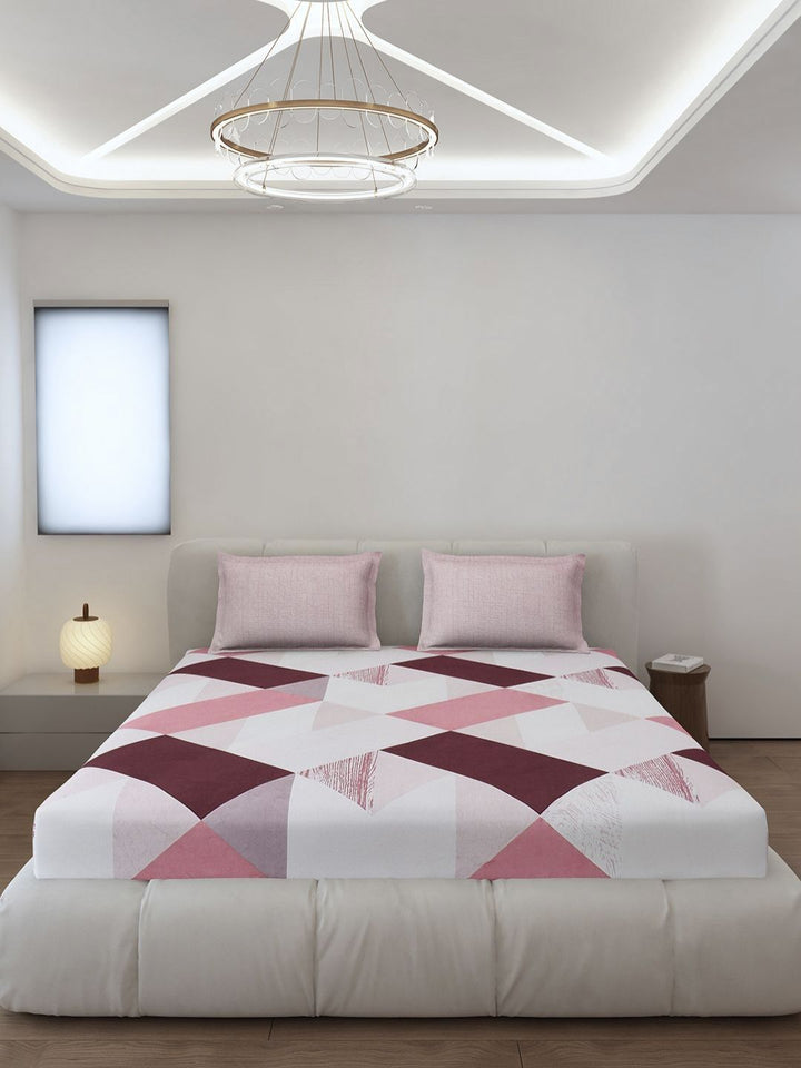Monte Carlo Peach-berwarna & putih geometri 144 TC King Bedsheet Set 1.85 m x 1.95 m
