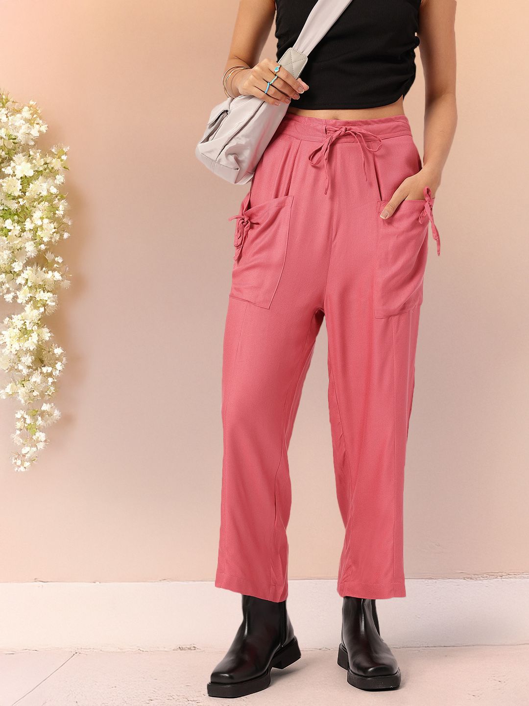 DressBerry Women Contemporary Comfort Relaxed Fit Trousers with Box Pockets