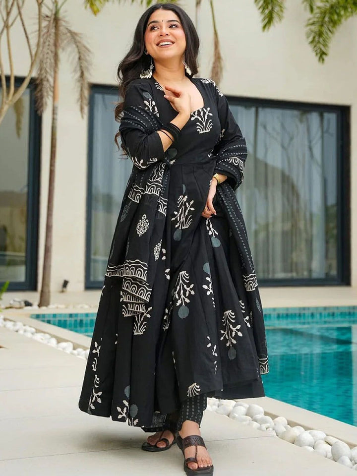 KALINI Women Floral Printed Kurta with Trousers & Dupatta