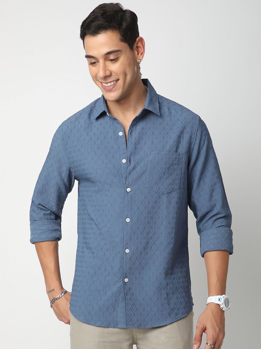 VASTRADO Men Classic Cutaway Collar Textured Slim Fit Casual Shirt