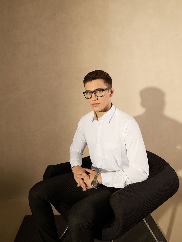 DENNISON Men Smart Spread Collar Solid Cotton Formal Shirt