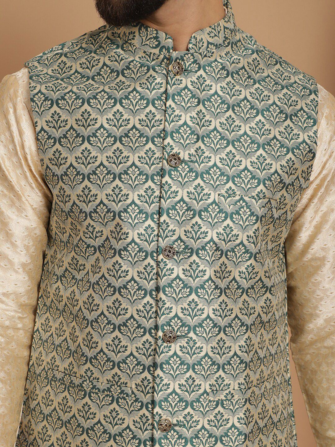Anouk Beige Etnic Motif Tenunan Rekaan Kurta Lurus Dengan Jaket Churidar & Nehru