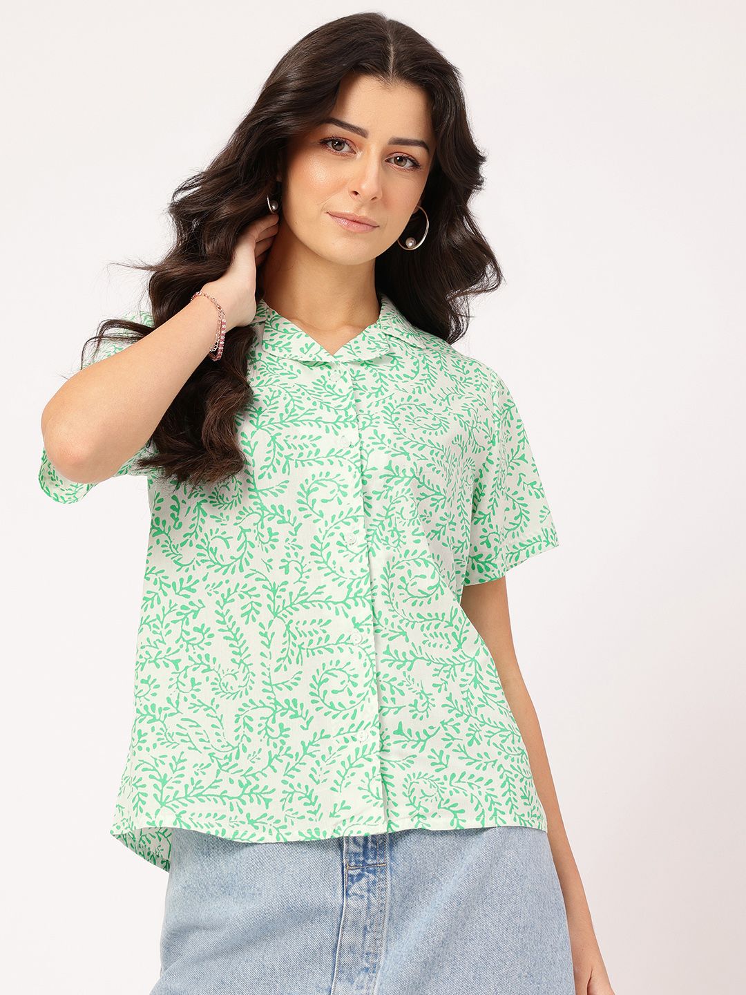 DressBerry Island Vibes Printed Bowling Shirt