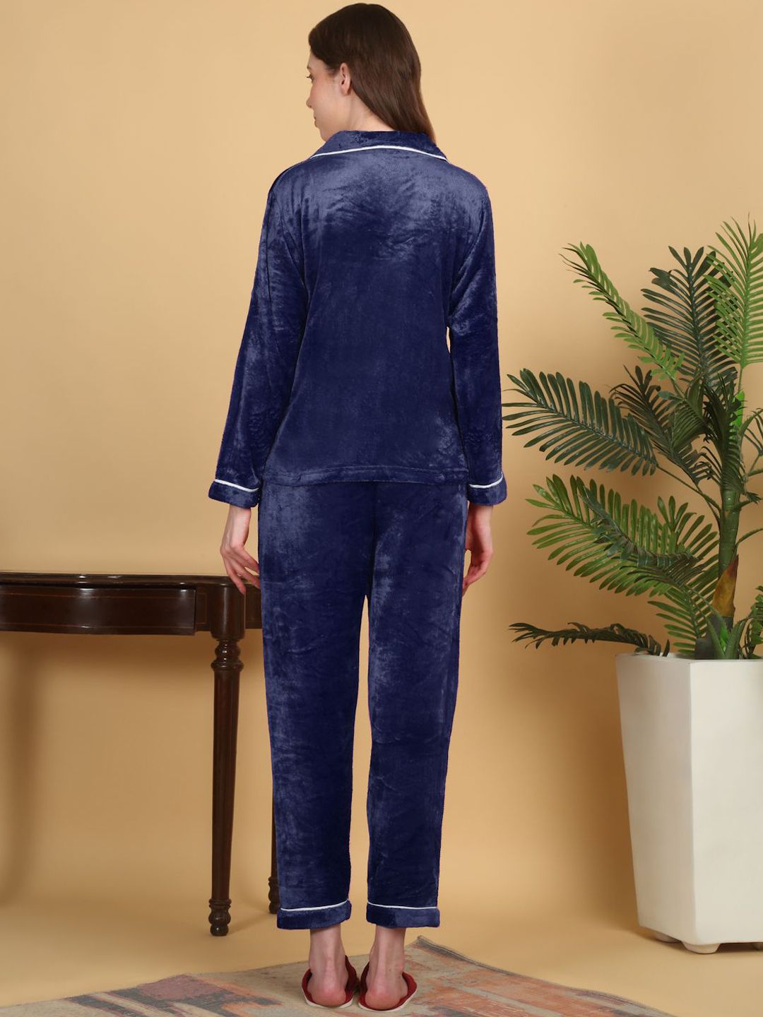 KLOTTHE Lapel Collar Woollen Shirt With Pyjamas