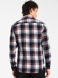 Campus Sutra Men Comfort Spread Collar Tartan Checked Cotton Casual Shirt