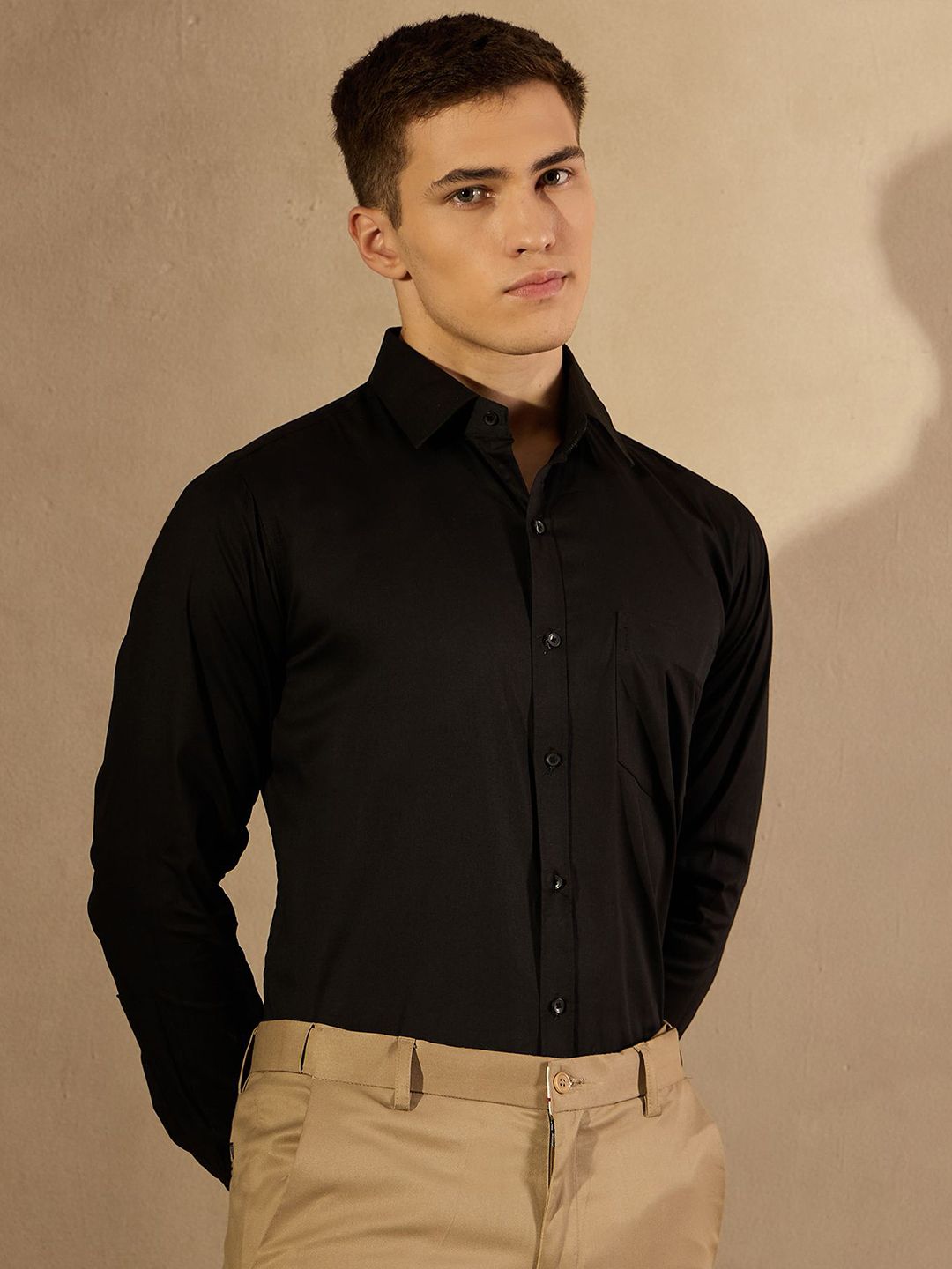 DENNISON Men Smart Slim Fit Solid Spread Collar Cotton Formal Shirt