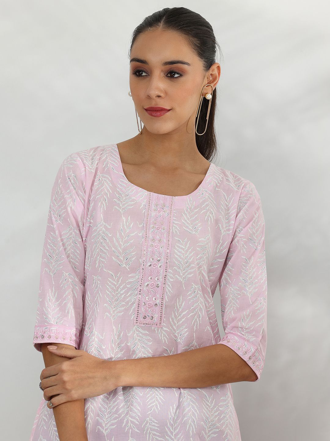 Libas Women Floral Printed Pure Cotton Kurti