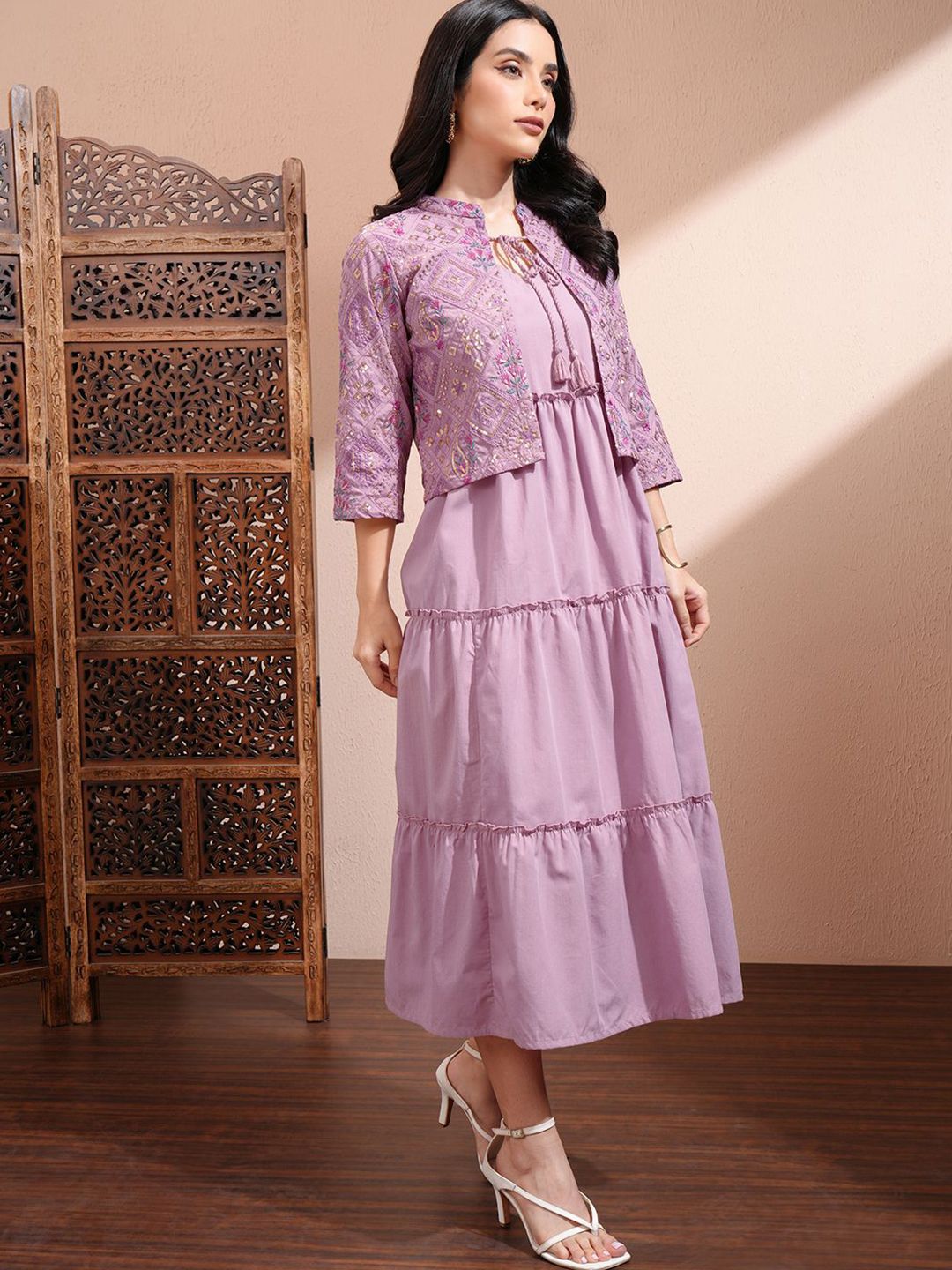 Vishudh Women Floral Print A-Line Midi Dress