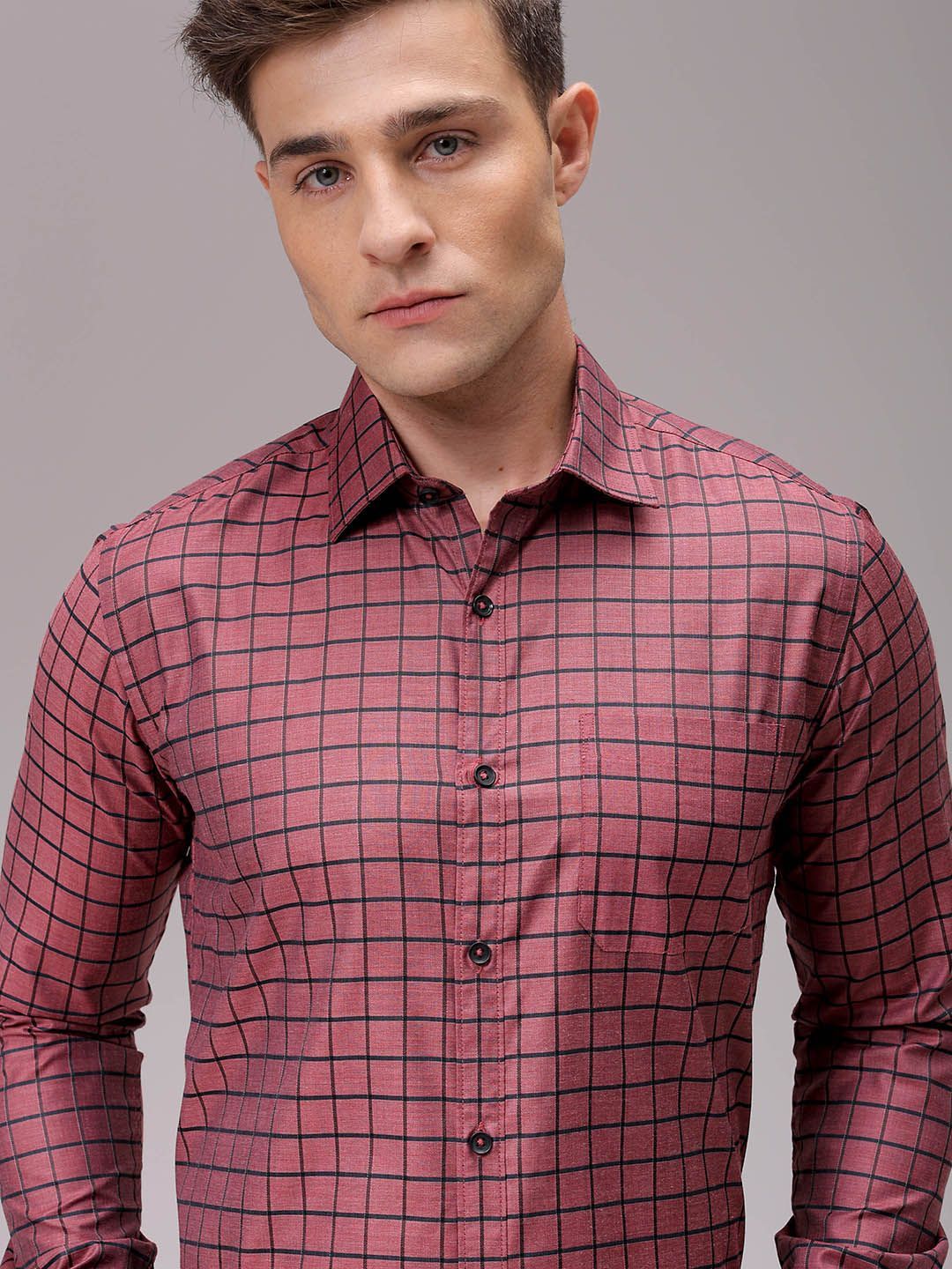 The Indian Garage Co. X Luxe Men Slim Fit Opaque Checked Formal Shirt