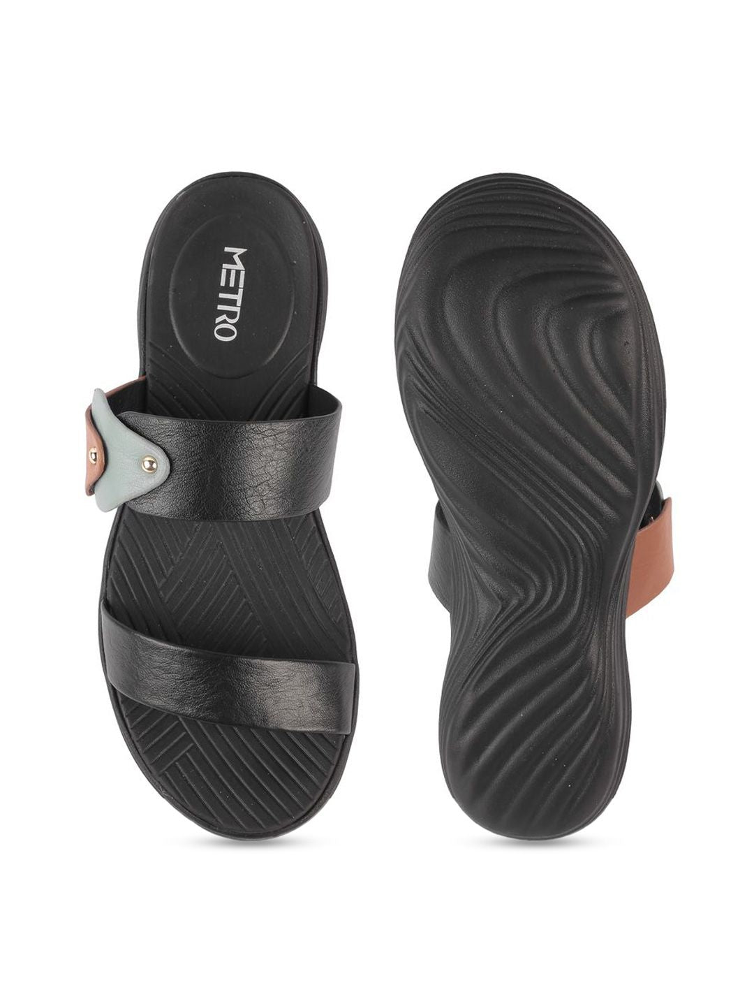 Metro Women Wedge Sandals
