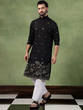SOJANYA Men Floral Embroidered Kurta