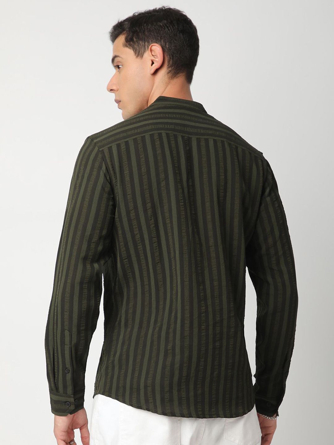 VASTRADO Men Classic Slim Fit Opaque Striped Casual Shirt