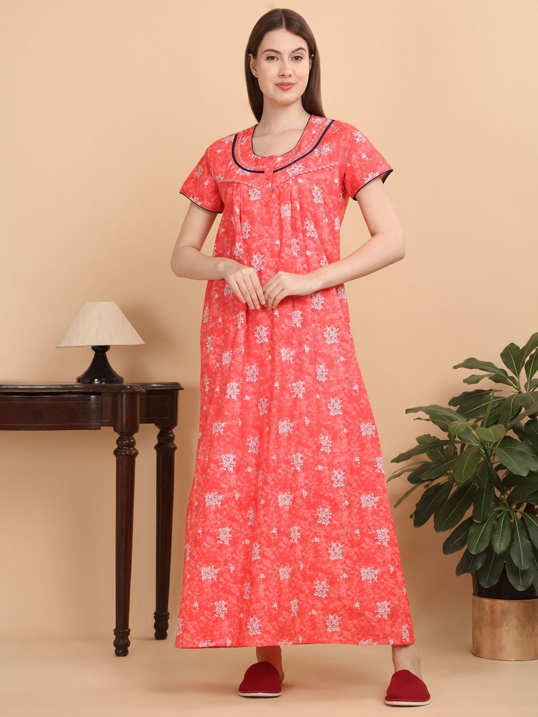 Sweet Dreams Women Printed Pure Cotton Maxi Nightdress