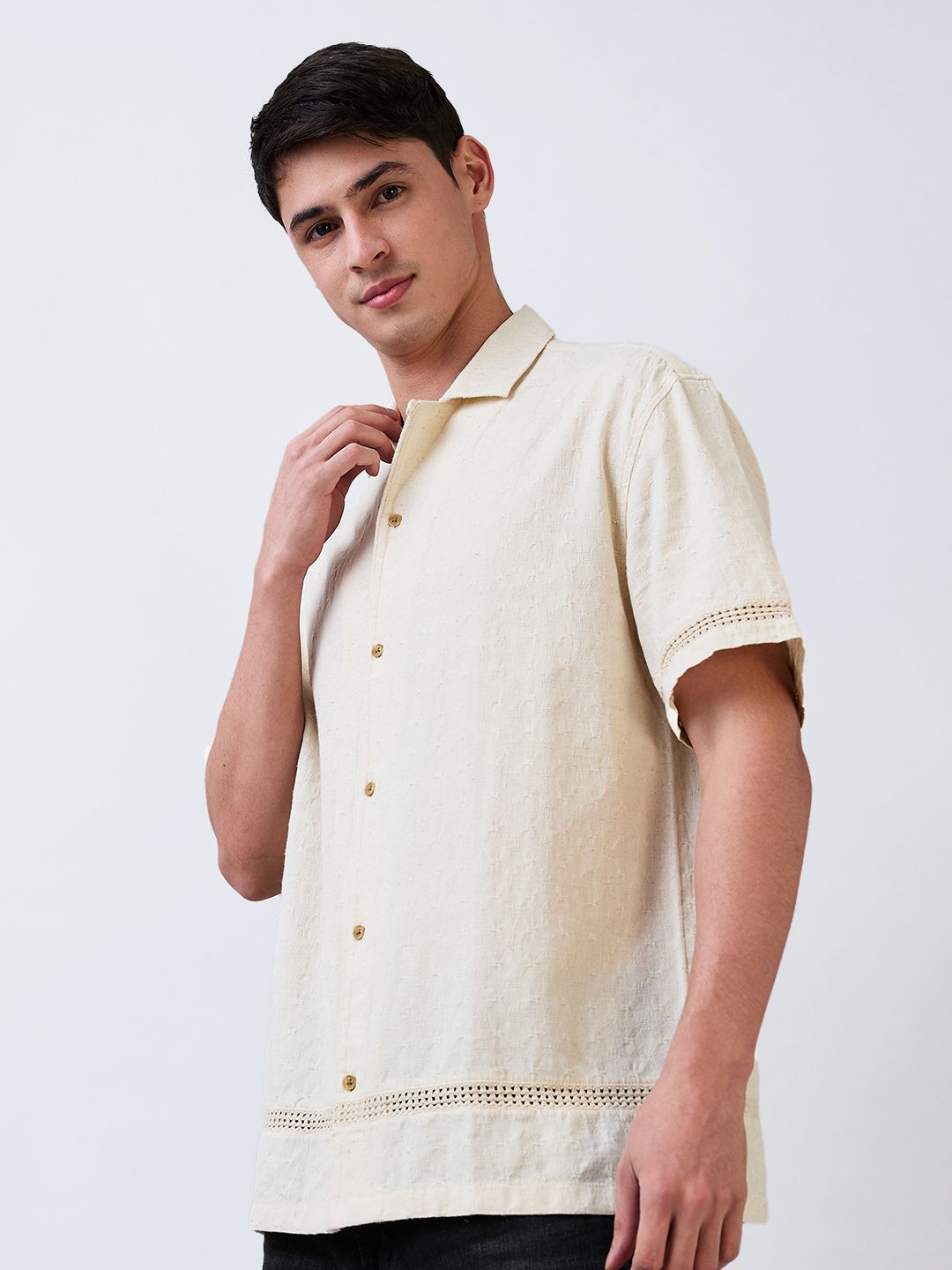 SPYKAR Men Relaxed Fit Cuban Collar Textured Cotton Casual Shirt