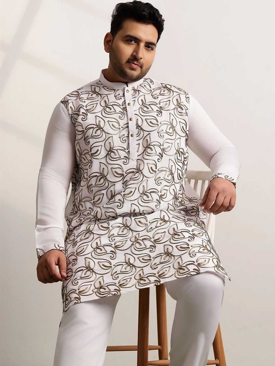 Kurta Kerja Benang Sulam Lelaki SOJANYA PLUS