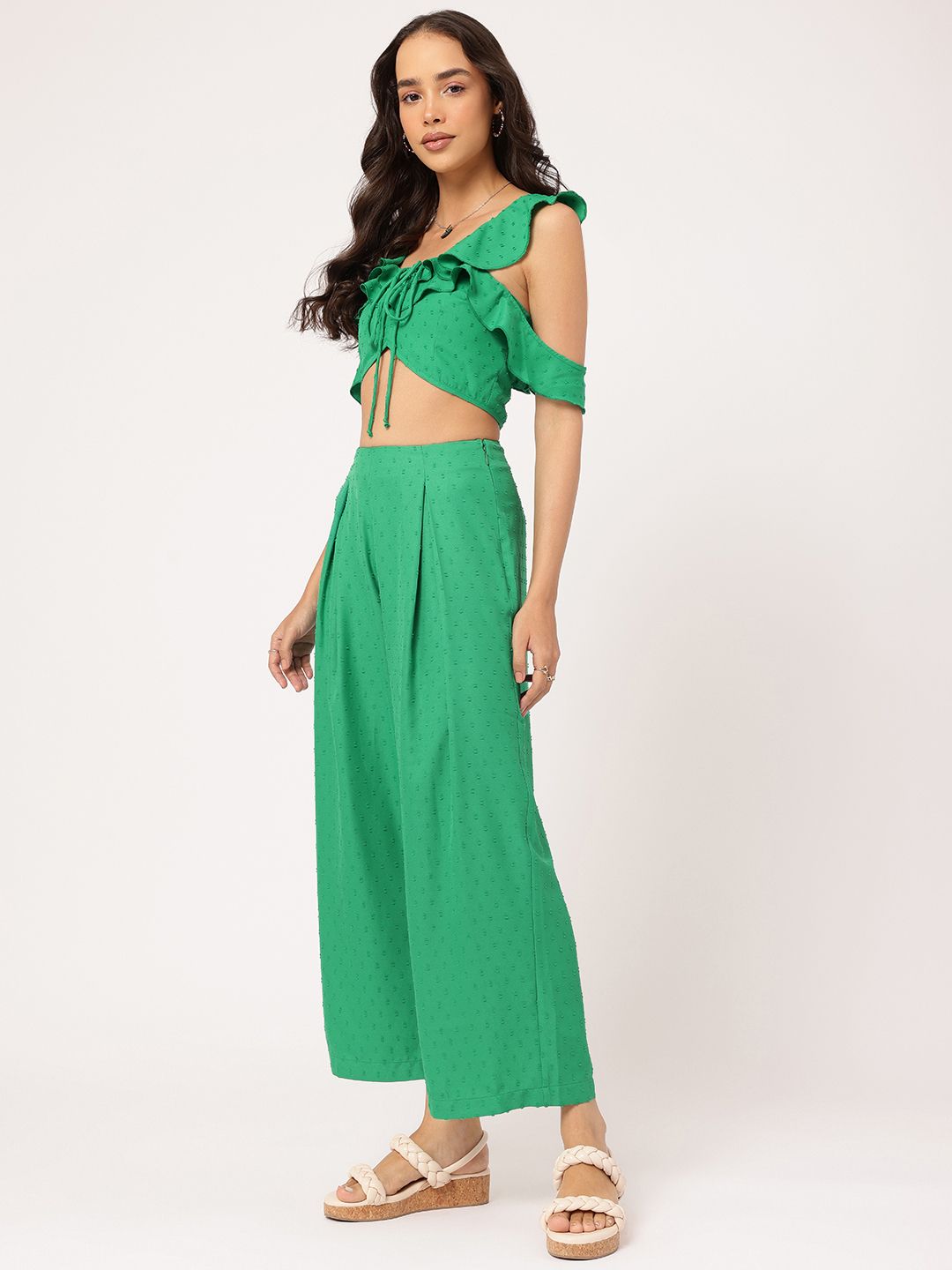 DressBerry Fashion-Fiend Ruffle Dobby Detail Pleated Co-Ords