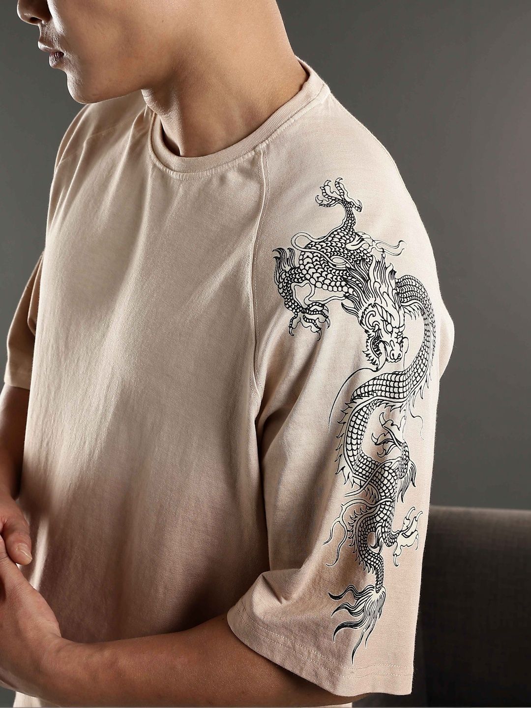Eszett Furious Dragon Ombre Graphic Cotton Round Neck Short Sleeves Oversized T-shirt