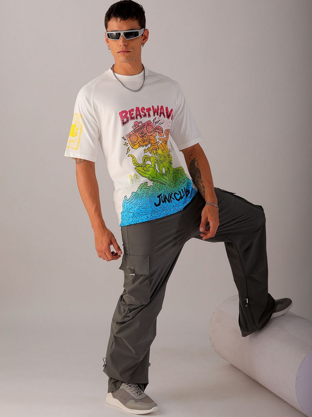 The Indian Garage Co Men Graphic Printed Round Neck Cotton Oversized T-Shirt
