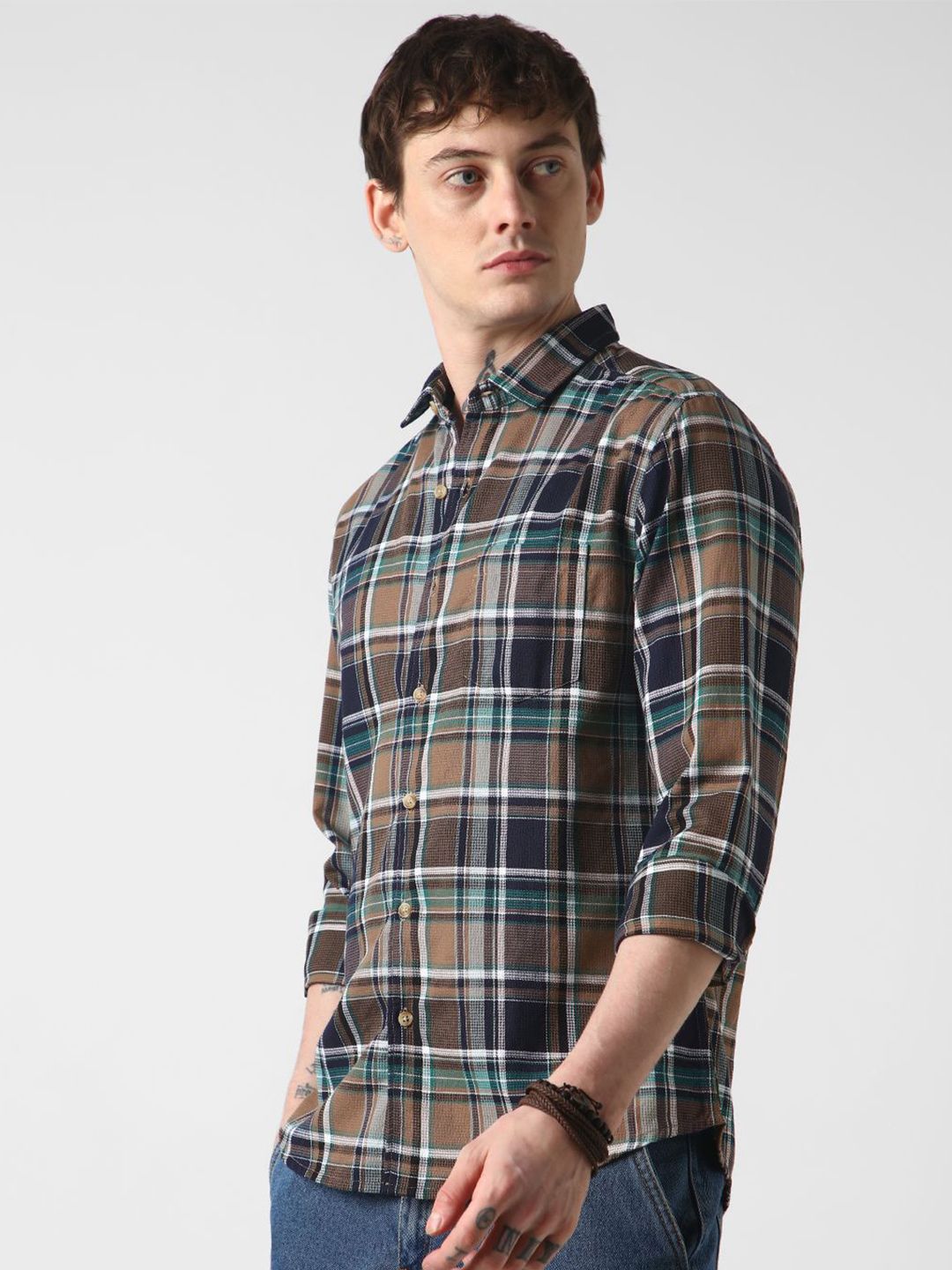 VASTRADO Men Classic Slim Fit Tartan Checks Casual Shirt