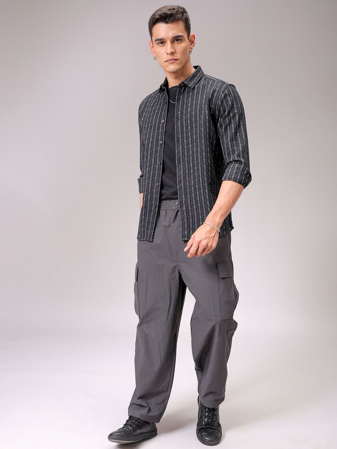 The Indian Garage Co Men Regular Fit Dobbr Textured Resortwear Shirt