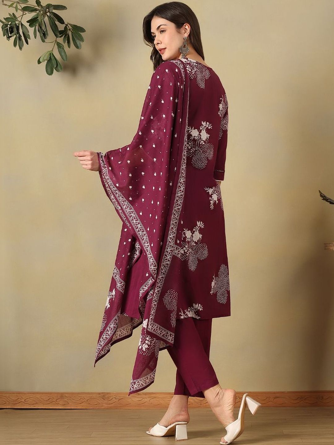 Mamicha Women Floral Printed Angrakha Thread Work Pure Cotton Kurta with Trousers & With Dupatta
