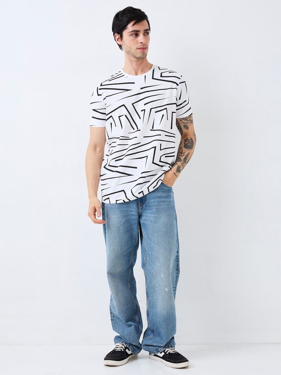 SPYKAR Men Abstract Printed Round Neck Cotton Slim Fit T-shirt