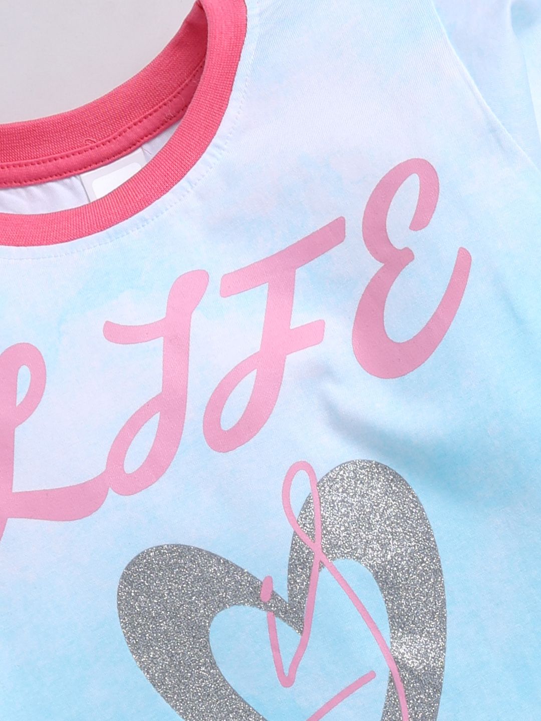 Moms Love Girls Graphic Printed Full Sleeves T-shirt With Joggers