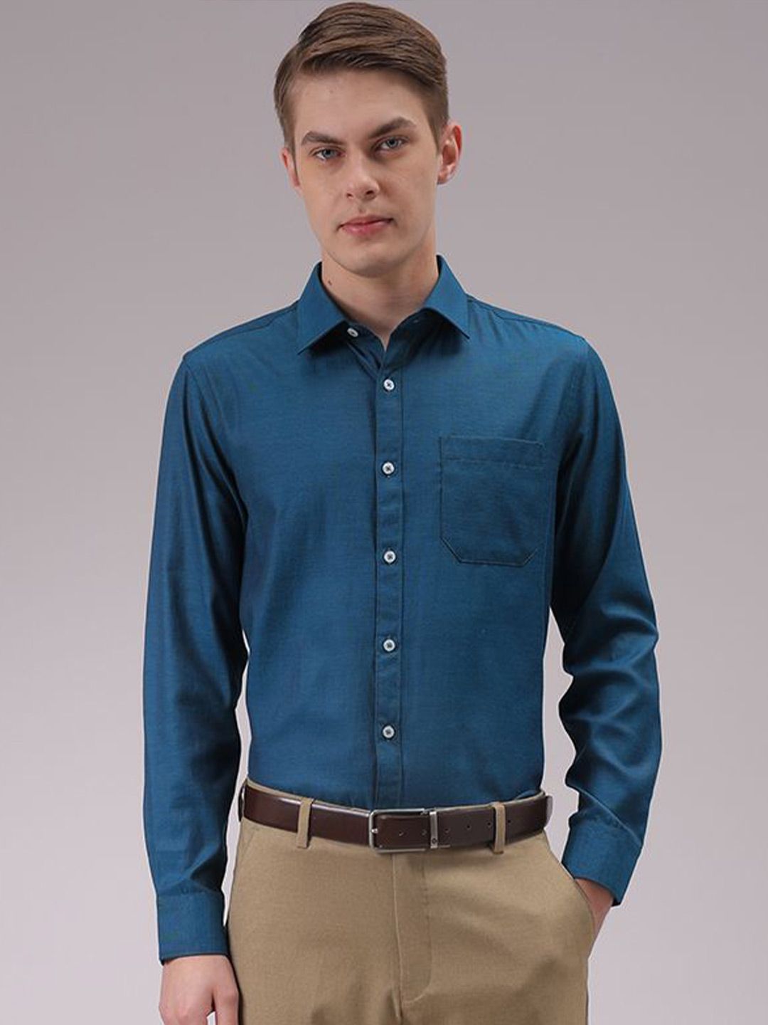 The Indian Garage Co. X Luxe Men Cutaway Collar Solid Slim Fit Formal Shirt