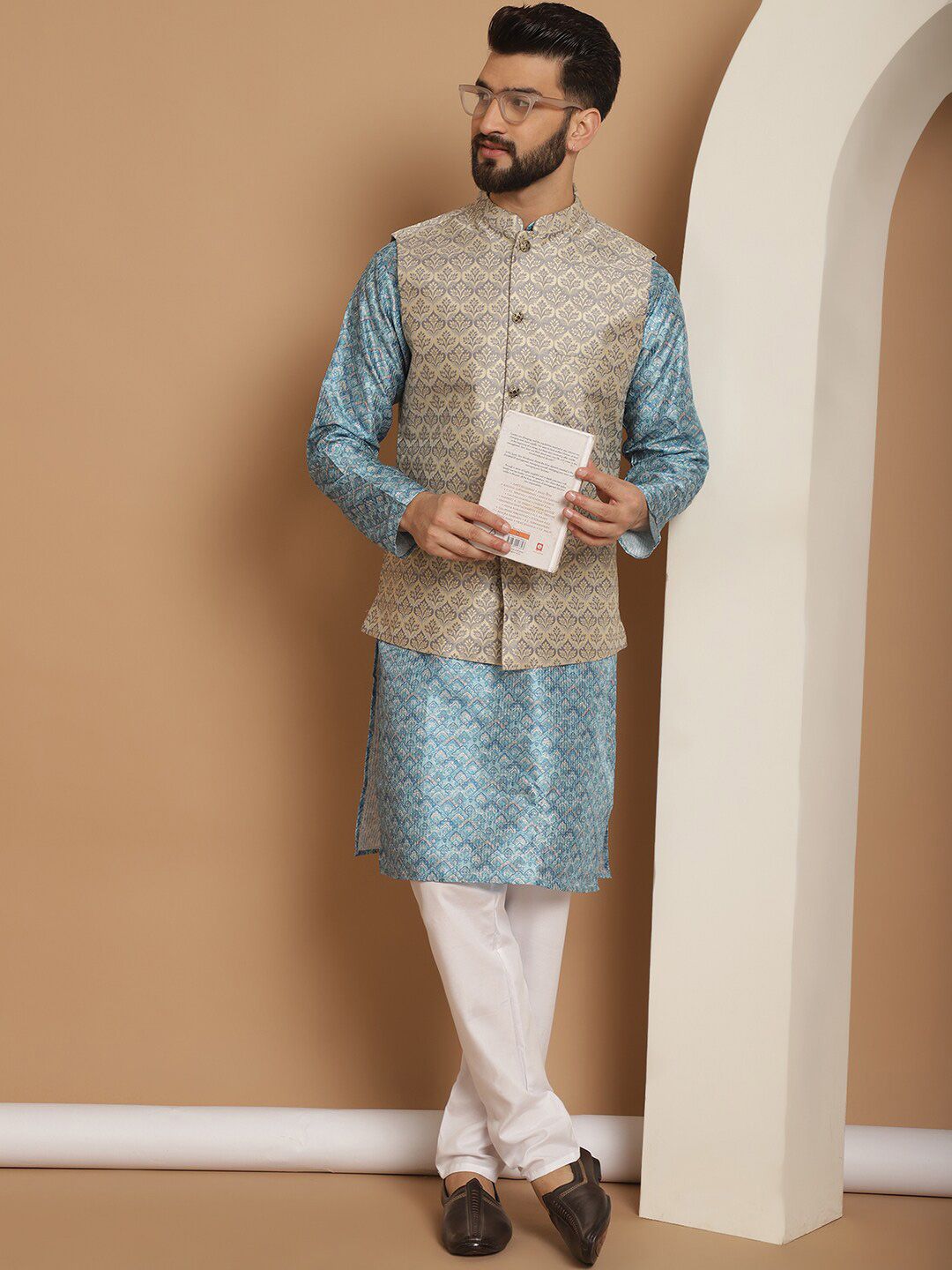 Anouk Woven Design Ethnic Motifs Regular Kurta with Churidar & Nehru jacket