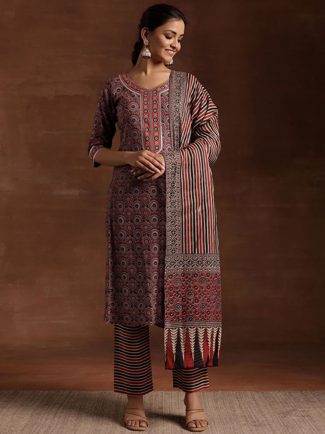 Libas Ethnic Motifs Printed Gotta Patti Pure Cotton Kurta with Trousers & Dupatta