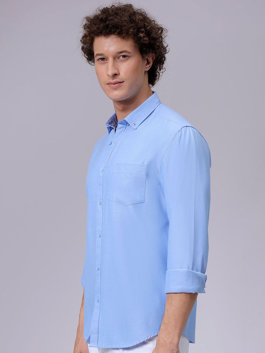 The Indian Garage Co Men Slim Fit Solid Spread Collar Casual Shirt