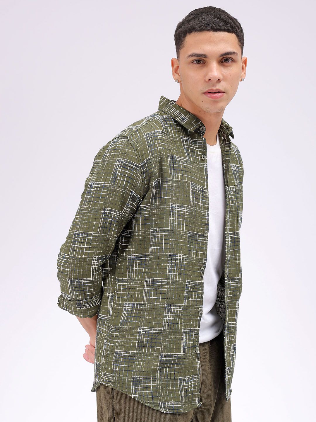 The Indian Garage Co Men Cutaway Collar Checked Cotton Slim Fit Casual Shirt