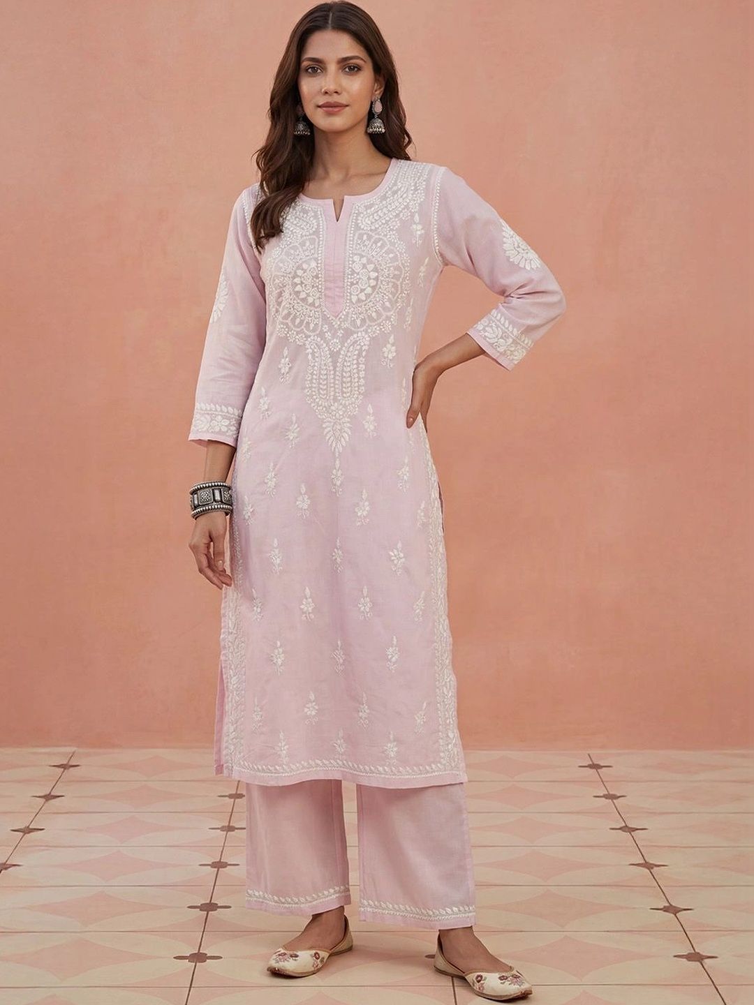 House of Chikankari Women Regular Chikankari Kurta with Trousers