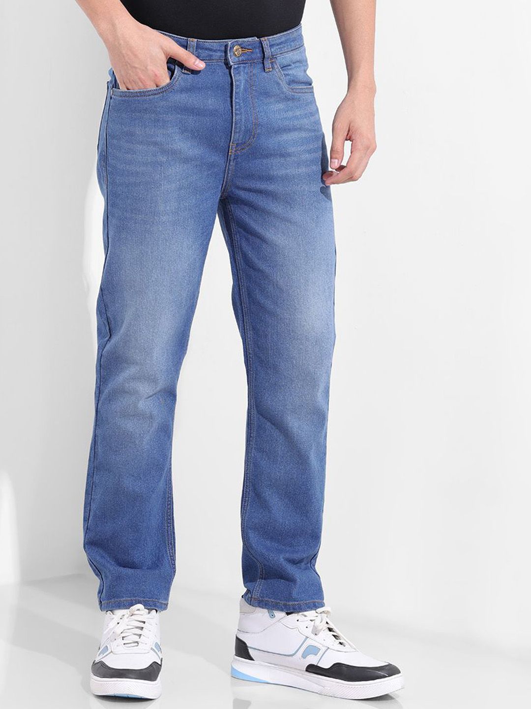 The Indian Garage Co Men Slim Fit Mid-Rise Light Fade Jeans
