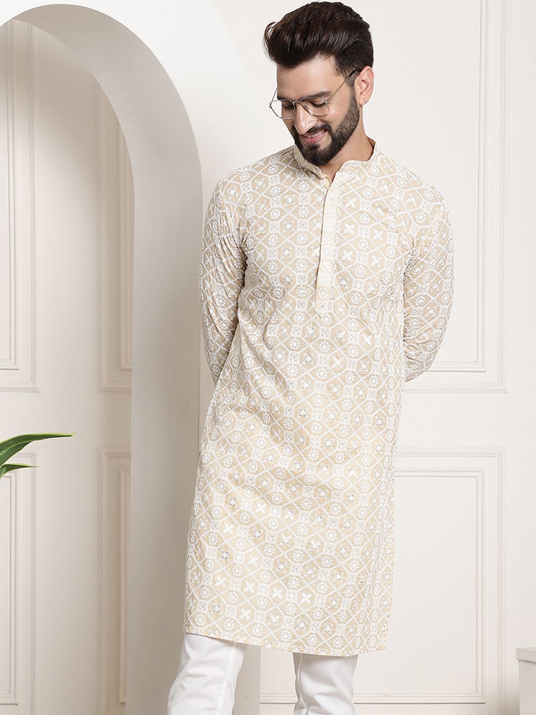 SOJANYA Band Collar Ethnic Motifs Embroidered Thread Work Cotton Kurta