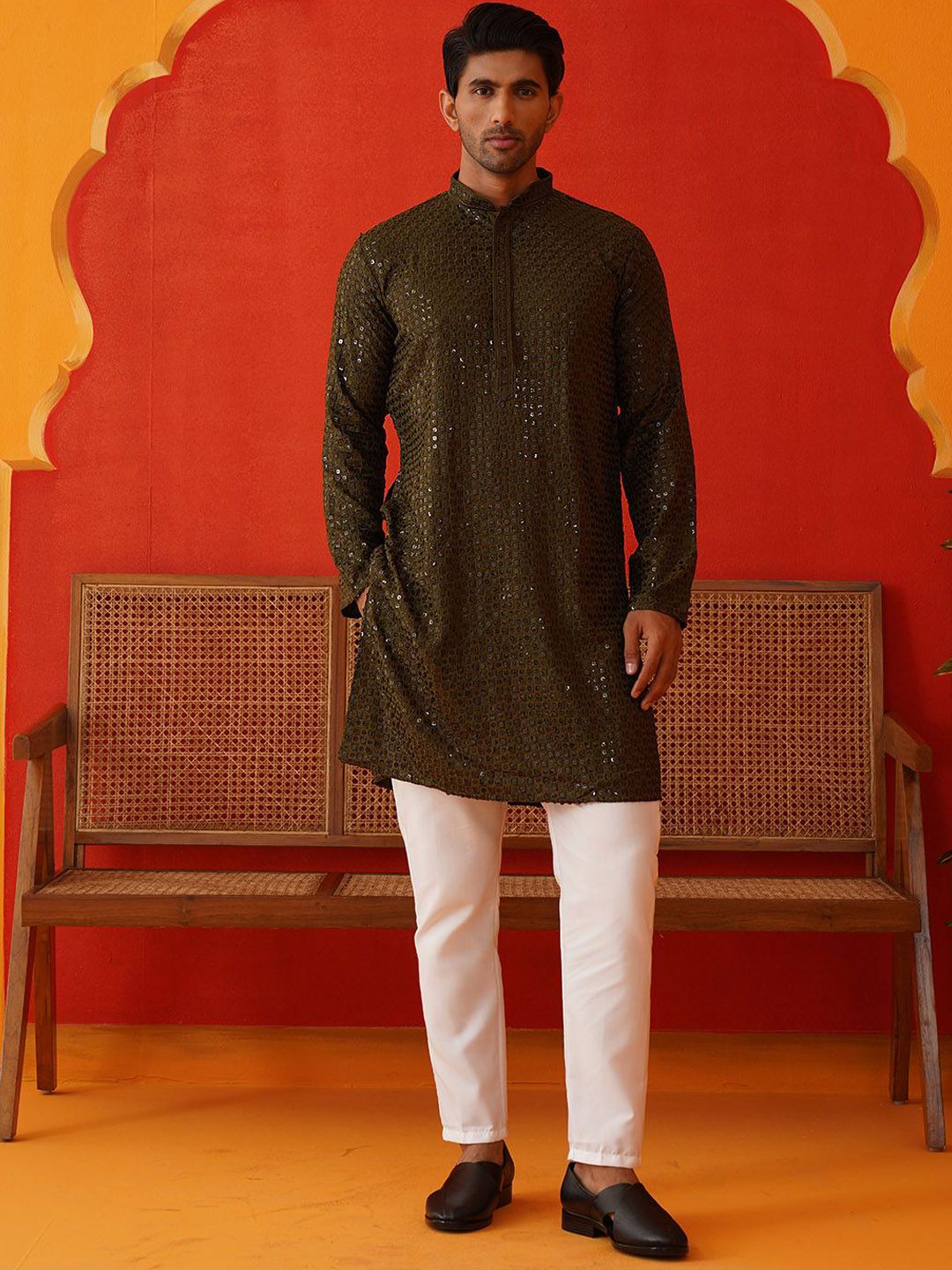 Jompers Men Embroidered Regular Sequinned Kurta with Pyjamas